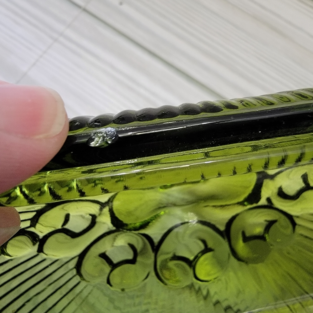 Indiana Glass Open Lace Edge Pedestal Candy Dush Avocado Green With Lid VTG - Picture 12 of 14
